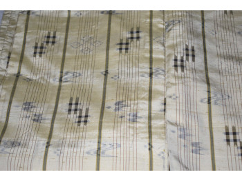 Japansk kimono, ren råsilke, beige med grønlige striber